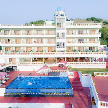 Sparv Aulakhs Resort Mandrem Exterior photo