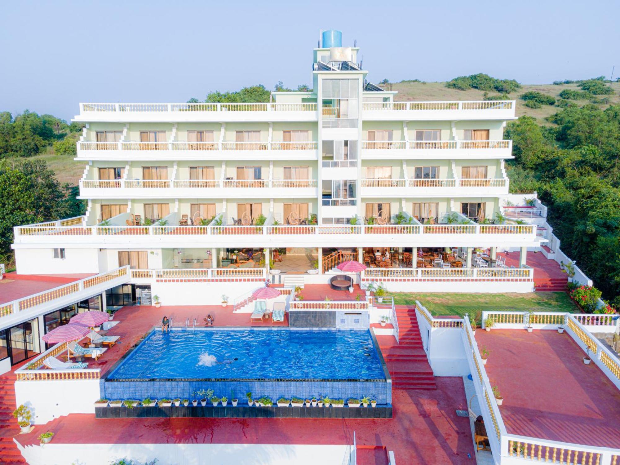 Sparv Aulakhs Resort Mandrem Exterior photo