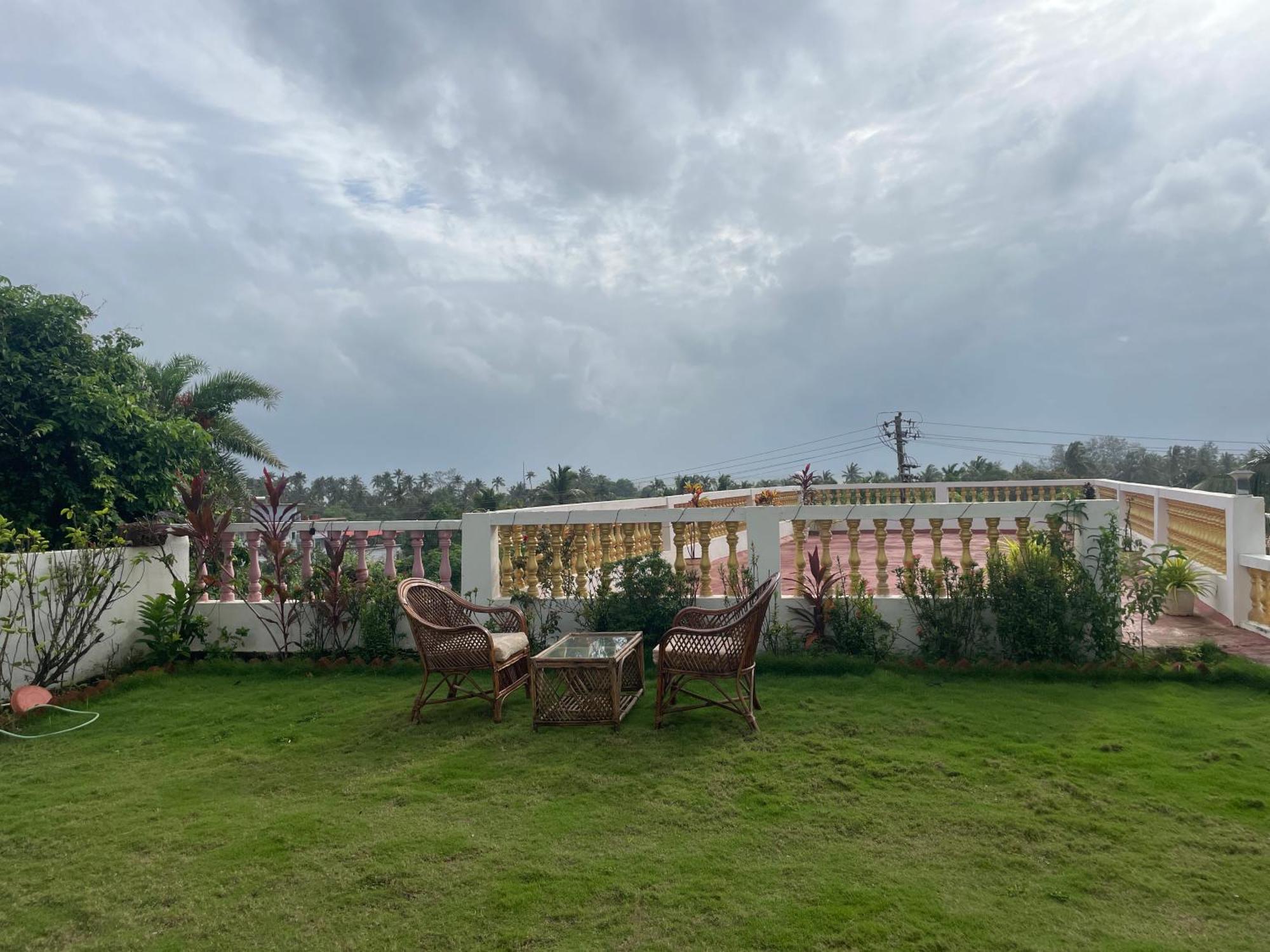 Sparv Aulakhs Resort Mandrem Exterior photo